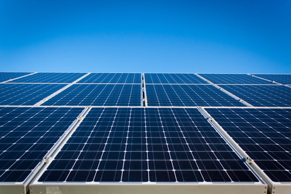 Gujarat solar power auction sees winning tariff of Rs 2.65 per unit