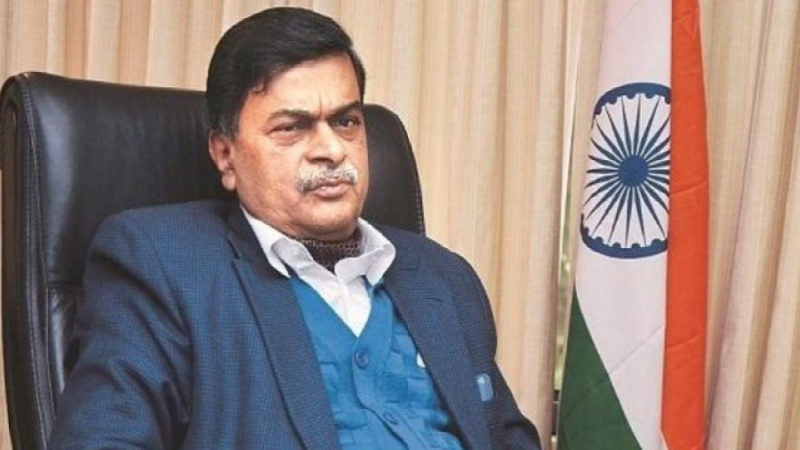 R-K-Singh-invites-THDCIL,-NEEPCO-to-bid-on-solar-and-wind-projects