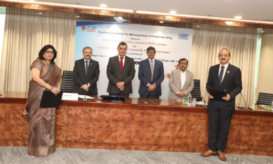 NTPC and Indian Oil signed agreement on renewable energy collaboration